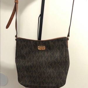 Michael Kors Crossbody